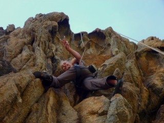 Kati dans les tafonis d'un 6a+