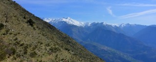 Les montagnes enneigées