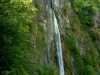 La cascade vue de la marche