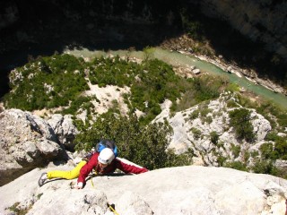 Kati dans l'arête du belvédère